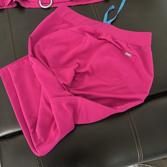 Figs Raspberry set! - Picture 3 of 3